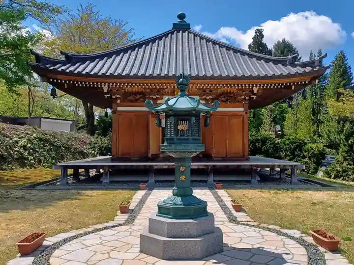 青龍寺(昭和大仏)(青森県)