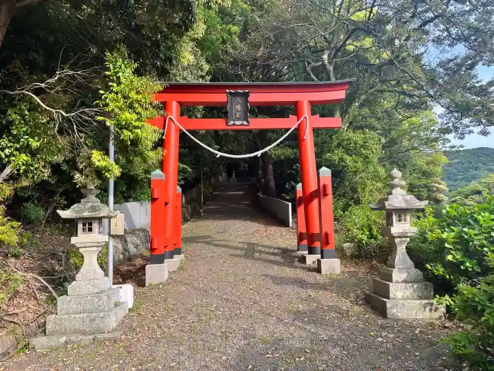 衣奈八幡神社(和歌山県)