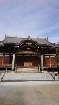 萬徳寺の本殿・本堂