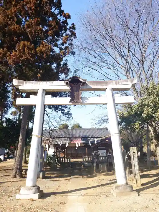 大雷淡洲神社の{uncategorized: "未分類", other: "その他", undefined: "問題あり", building: "その他建物", grave: "お墓", sacred_gate: "鳥居", guardian: "狛犬", statue: "像", buddha: "仏像", history: "歴史", nature: "自然", garden: "庭園", animal: "動物", pagoda: "塔", temizu: "手水舎", mountain_gate: "山門・神門", sanctuary: "本殿・本堂", subordinate: "末社・摂社", art: "芸術", scenery: "景色", jizo: "地蔵", ema: "絵馬", goshuin: "御朱印", omikuji: "おみくじ", items: "授与品その他", amulet: "お守り", goshuincho: "御朱印帳", eats: "食事", festival: "お祭り", votive_dance: "神楽", shichigosan: "七五三参", wedding: "結婚式", experience: "体験その他", initially: "初詣", around: "周辺", anti_infection: "感染症対策"}