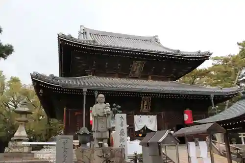 善通寺の像