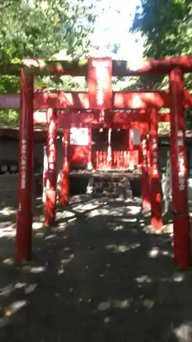 瑜珈稲荷神社の鳥居