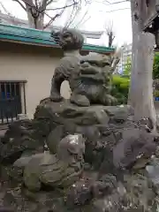 新宿下落合氷川神社の狛犬