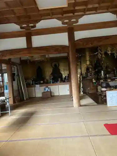 来迎寺（西御門）の{uncategorized: "未分類", other: "その他", undefined: "問題あり", building: "その他建物", grave: "お墓", sacred_gate: "鳥居", guardian: "狛犬", statue: "像", buddha: "仏像", history: "歴史", nature: "自然", garden: "庭園", animal: "動物", pagoda: "塔", temizu: "手水舎", mountain_gate: "山門・神門", sanctuary: "本殿・本堂", subordinate: "末社・摂社", art: "芸術", scenery: "景色", jizo: "地蔵", ema: "絵馬", goshuin: "御朱印", omikuji: "おみくじ", items: "授与品その他", amulet: "お守り", goshuincho: "御朱印帳", eats: "食事", festival: "お祭り", votive_dance: "神楽", shichigosan: "七五三参", wedding: "結婚式", experience: "体験その他", initially: "初詣", around: "周辺", anti_infection: "感染症対策"}