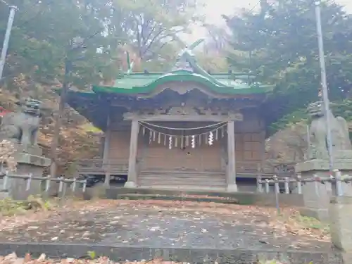 忍路神社の本殿・本堂