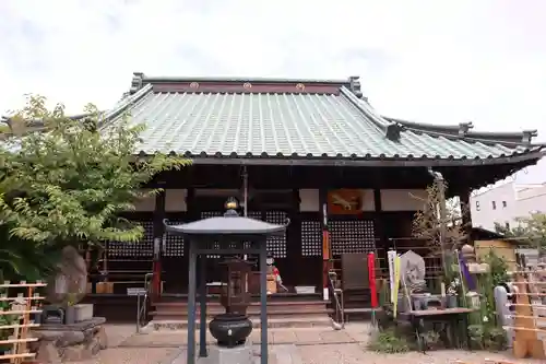 長宝寺の本殿・本堂