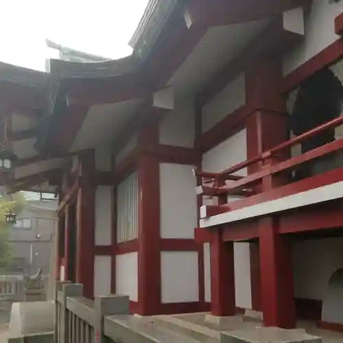篠原稲荷神社の本殿・本堂