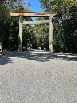 熱田神宮の{uncategorized: "未分類", other: "その他", undefined: "問題あり", building: "その他建物", grave: "お墓", sacred_gate: "鳥居", guardian: "狛犬", statue: "像", buddha: "仏像", history: "歴史", nature: "自然", garden: "庭園", animal: "動物", pagoda: "塔", temizu: "手水舎", mountain_gate: "山門・神門", sanctuary: "本殿・本堂", subordinate: "末社・摂社", art: "芸術", scenery: "景色", jizo: "地蔵", ema: "絵馬", goshuin: "御朱印", omikuji: "おみくじ", items: "授与品その他", amulet: "お守り", goshuincho: "御朱印帳", eats: "食事", festival: "お祭り", votive_dance: "神楽", shichigosan: "七五三参", wedding: "結婚式", experience: "体験その他", initially: "初詣", around: "周辺", anti_infection: "感染症対策"}