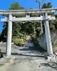三所神社の鳥居