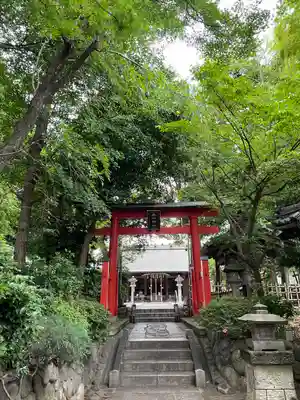 東新町氷川神社の鳥居