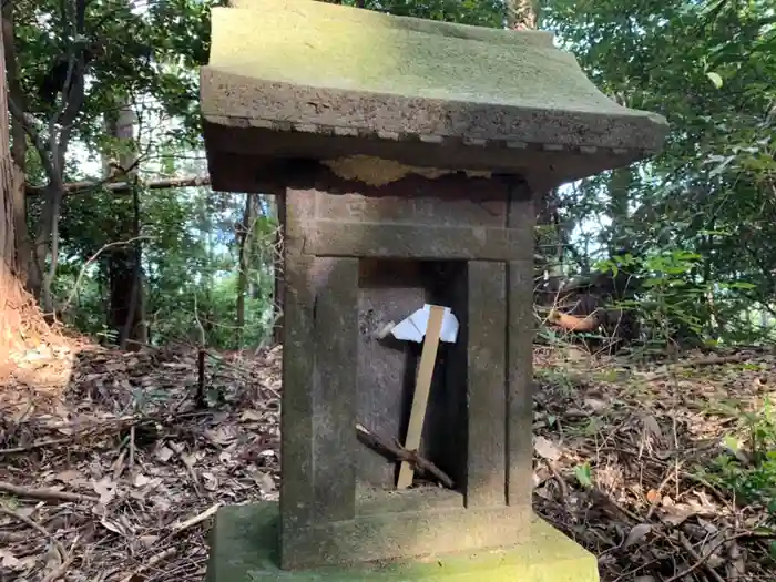 山神社の建物その他