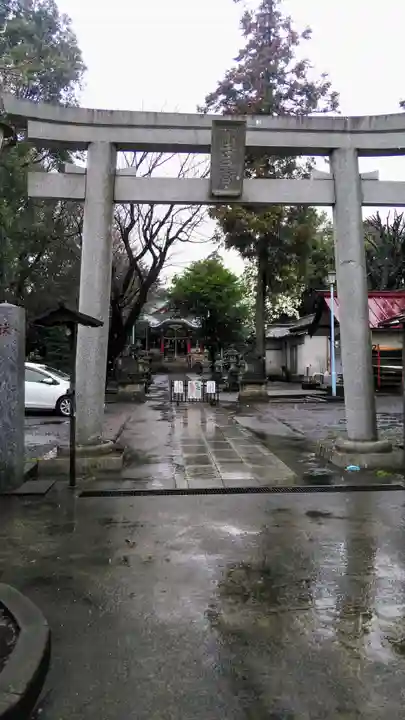 山王稲穂神社の鳥居