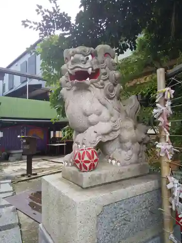 菊名神社の狛犬