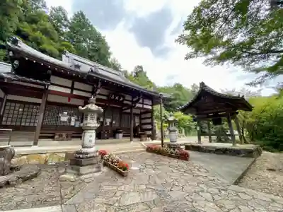 成願寺の本殿・本堂