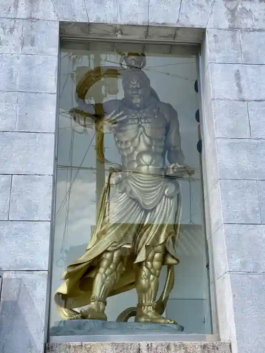 最上稲荷山妙教寺(岡山県)