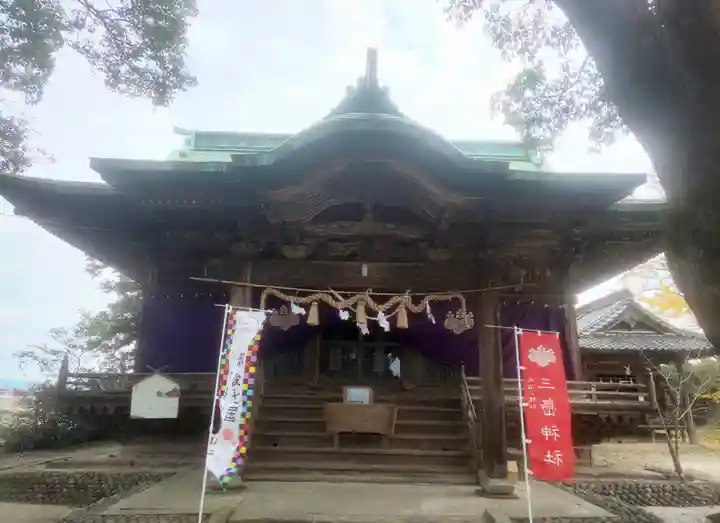 三島神社の本殿・本堂
