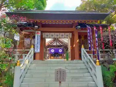 東京大神宮の山門・神門