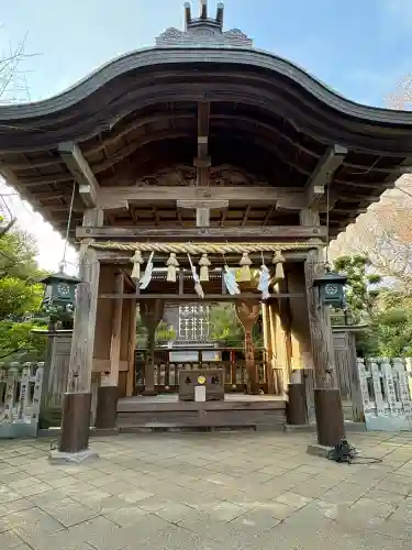 江島神社の{uncategorized: "未分類", other: "その他", undefined: "問題あり", building: "その他建物", grave: "お墓", sacred_gate: "鳥居", guardian: "狛犬", statue: "像", buddha: "仏像", history: "歴史", nature: "自然", garden: "庭園", animal: "動物", pagoda: "塔", temizu: "手水舎", mountain_gate: "山門・神門", sanctuary: "本殿・本堂", subordinate: "末社・摂社", art: "芸術", scenery: "景色", jizo: "地蔵", ema: "絵馬", goshuin: "御朱印", omikuji: "おみくじ", items: "授与品その他", amulet: "お守り", goshuincho: "御朱印帳", eats: "食事", festival: "お祭り", votive_dance: "神楽", shichigosan: "七五三参", wedding: "結婚式", experience: "体験その他", initially: "初詣", around: "周辺", anti_infection: "感染症対策"}