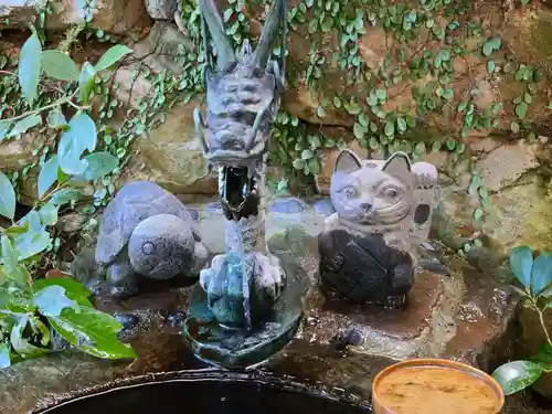 八幡神社の手水舎