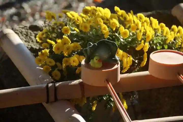 阿久津「田村神社」(郡山市阿久津町)旧社名:伊豆箱根三嶋三社の手水舎