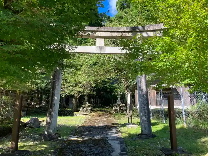 思子淵神社(滋賀県)
