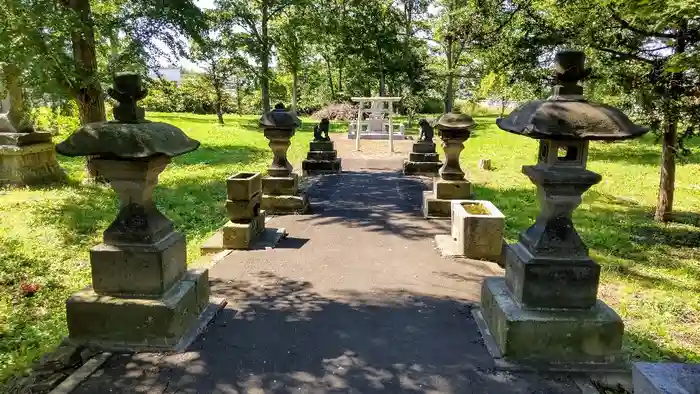 東神社の建物その他