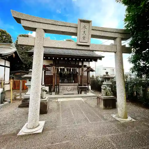 阿豆佐味天神社 立川水天宮の鳥居