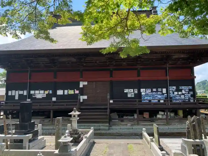 長福寿寺の本殿・本堂