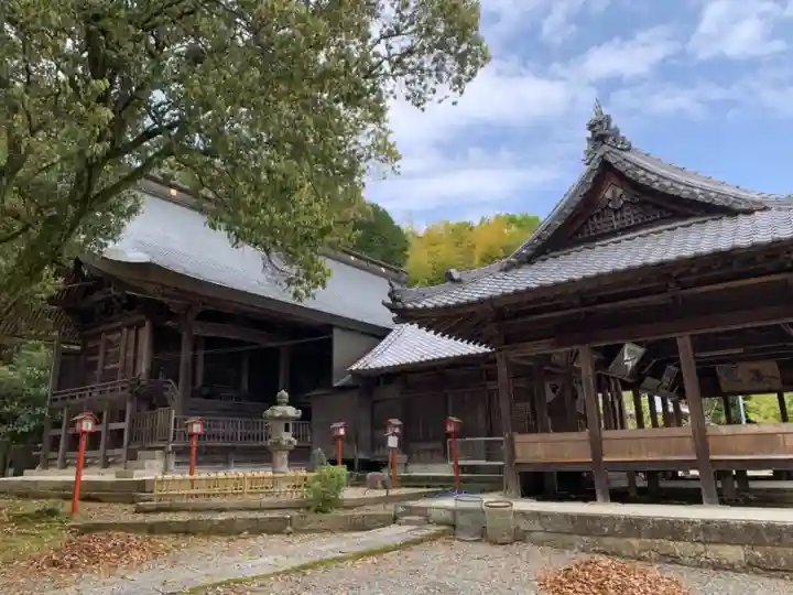 日吉神社の本殿・本堂