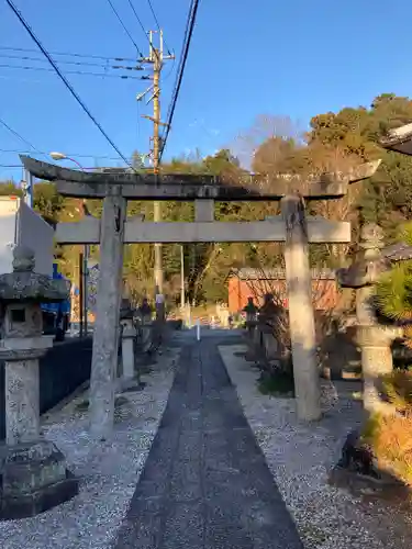 高皇産霊神社の鳥居