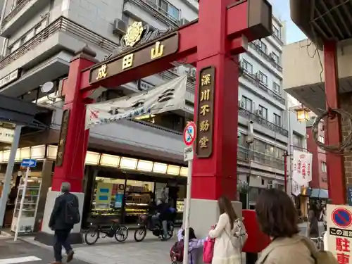 成田山深川不動堂（新勝寺東京別院）の山門