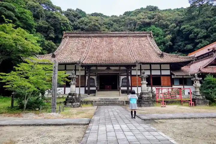 雲興寺の本殿・本堂
