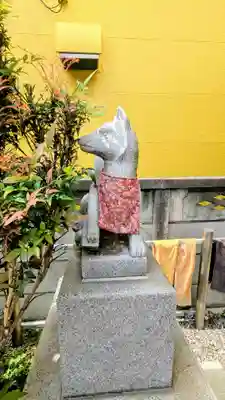 櫻株稲荷神社(水戸屋稲荷)の狛犬