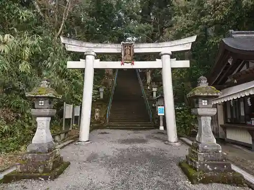 埴生護國八幡宮の鳥居