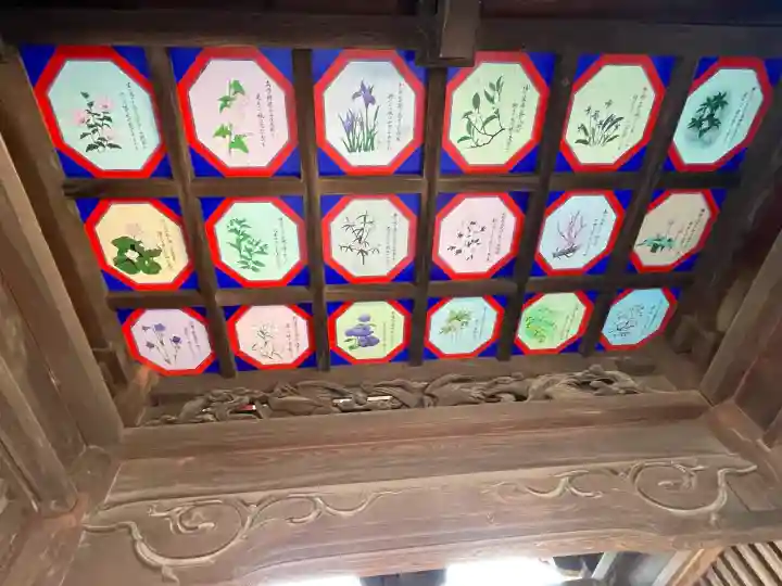 玉村八幡宮の{uncategorized: "未分類", other: "その他", undefined: "問題あり", building: "その他建物", grave: "お墓", sacred_gate: "鳥居", guardian: "狛犬", statue: "像", buddha: "仏像", history: "歴史", nature: "自然", garden: "庭園", animal: "動物", pagoda: "塔", temizu: "手水舎", mountain_gate: "山門・神門", sanctuary: "本殿・本堂", subordinate: "末社・摂社", art: "芸術", scenery: "景色", jizo: "地蔵", ema: "絵馬", goshuin: "御朱印", omikuji: "おみくじ", items: "授与品その他", amulet: "お守り", goshuincho: "御朱印帳", eats: "食事", festival: "お祭り", votive_dance: "神楽", shichigosan: "七五三参", wedding: "結婚式", experience: "体験その他", initially: "初詣", around: "周辺", anti_infection: "感染症対策"}