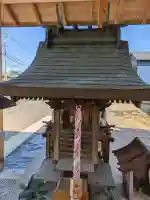 三社神社の{uncategorized: "未分類", other: "その他", undefined: "問題あり", building: "その他建物", grave: "お墓", sacred_gate: "鳥居", guardian: "狛犬", statue: "像", buddha: "仏像", history: "歴史", nature: "自然", garden: "庭園", animal: "動物", pagoda: "塔", temizu: "手水舎", mountain_gate: "山門・神門", sanctuary: "本殿・本堂", subordinate: "末社・摂社", art: "芸術", scenery: "景色", jizo: "地蔵", ema: "絵馬", goshuin: "御朱印", omikuji: "おみくじ", items: "授与品その他", amulet: "お守り", goshuincho: "御朱印帳", eats: "食事", festival: "お祭り", votive_dance: "神楽", shichigosan: "七五三参", wedding: "結婚式", experience: "体験その他", initially: "初詣", around: "周辺", anti_infection: "感染症対策"}