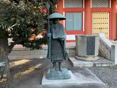 宝仙寺の像