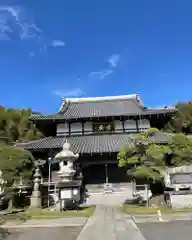 華藏院の本殿