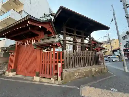 大國魂神社の{uncategorized: "未分類", other: "その他", undefined: "問題あり", building: "その他建物", grave: "お墓", sacred_gate: "鳥居", guardian: "狛犬", statue: "像", buddha: "仏像", history: "歴史", nature: "自然", garden: "庭園", animal: "動物", pagoda: "塔", temizu: "手水舎", mountain_gate: "山門・神門", sanctuary: "本殿・本堂", subordinate: "末社・摂社", art: "芸術", scenery: "景色", jizo: "地蔵", ema: "絵馬", goshuin: "御朱印", omikuji: "おみくじ", items: "授与品その他", amulet: "お守り", goshuincho: "御朱印帳", eats: "食事", festival: "お祭り", votive_dance: "神楽", shichigosan: "七五三参", wedding: "結婚式", experience: "体験その他", initially: "初詣", around: "周辺", anti_infection: "感染症対策"}