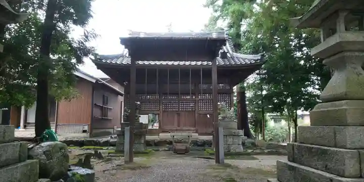 左軍神社の本殿・本堂