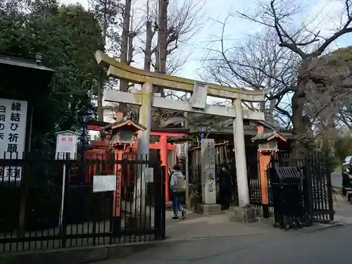 花園稲荷神社の鳥居