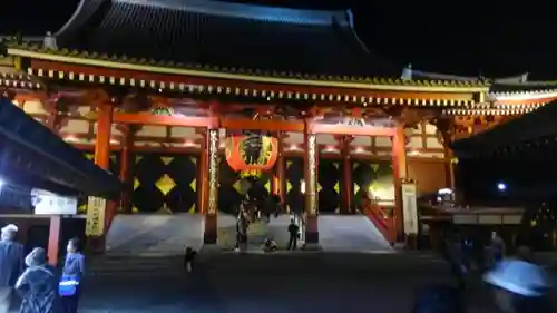 浅草寺の本殿・本堂