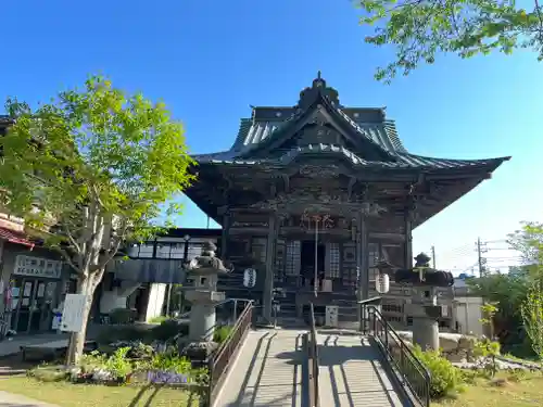 秩父札所十三番 慈眼寺の本殿・本堂