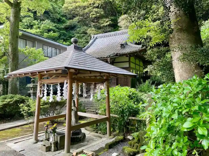蛇苦止明神(蛇苦止堂)(神奈川県)