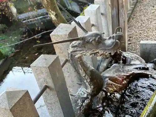 八幡神社の手水舎