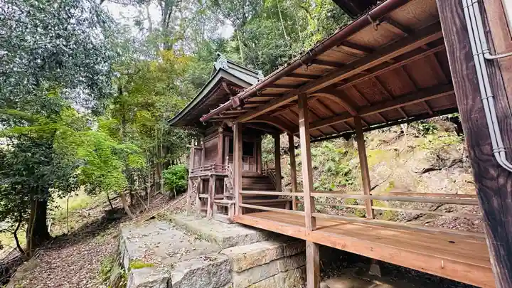 三柱神社(兵庫県)