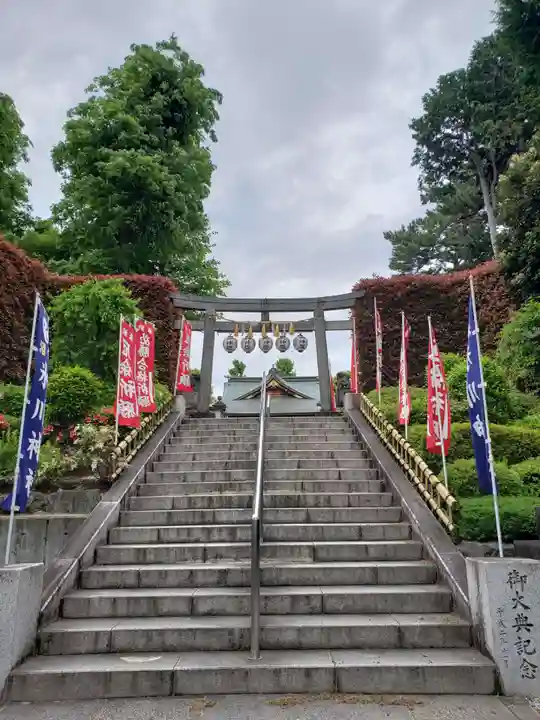 中野沼袋氷川神社の鳥居