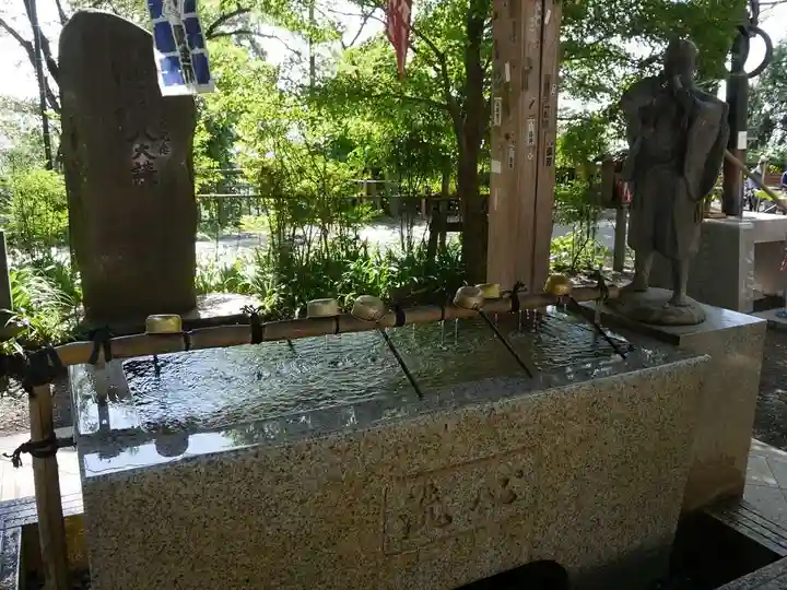 高尾山薬王院の手水舎