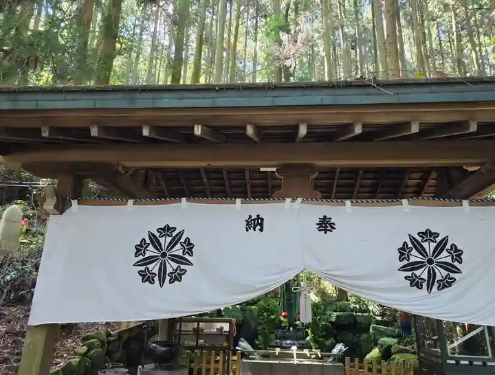 宝山寺奥之院(奈良県)