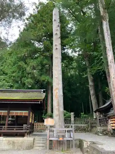 諏訪大社下社秋宮(長野県)